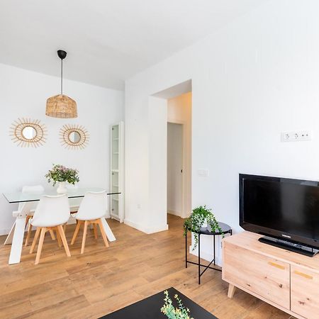 Confortable Apto. 3 Habitaciones Севиля Екстериор снимка