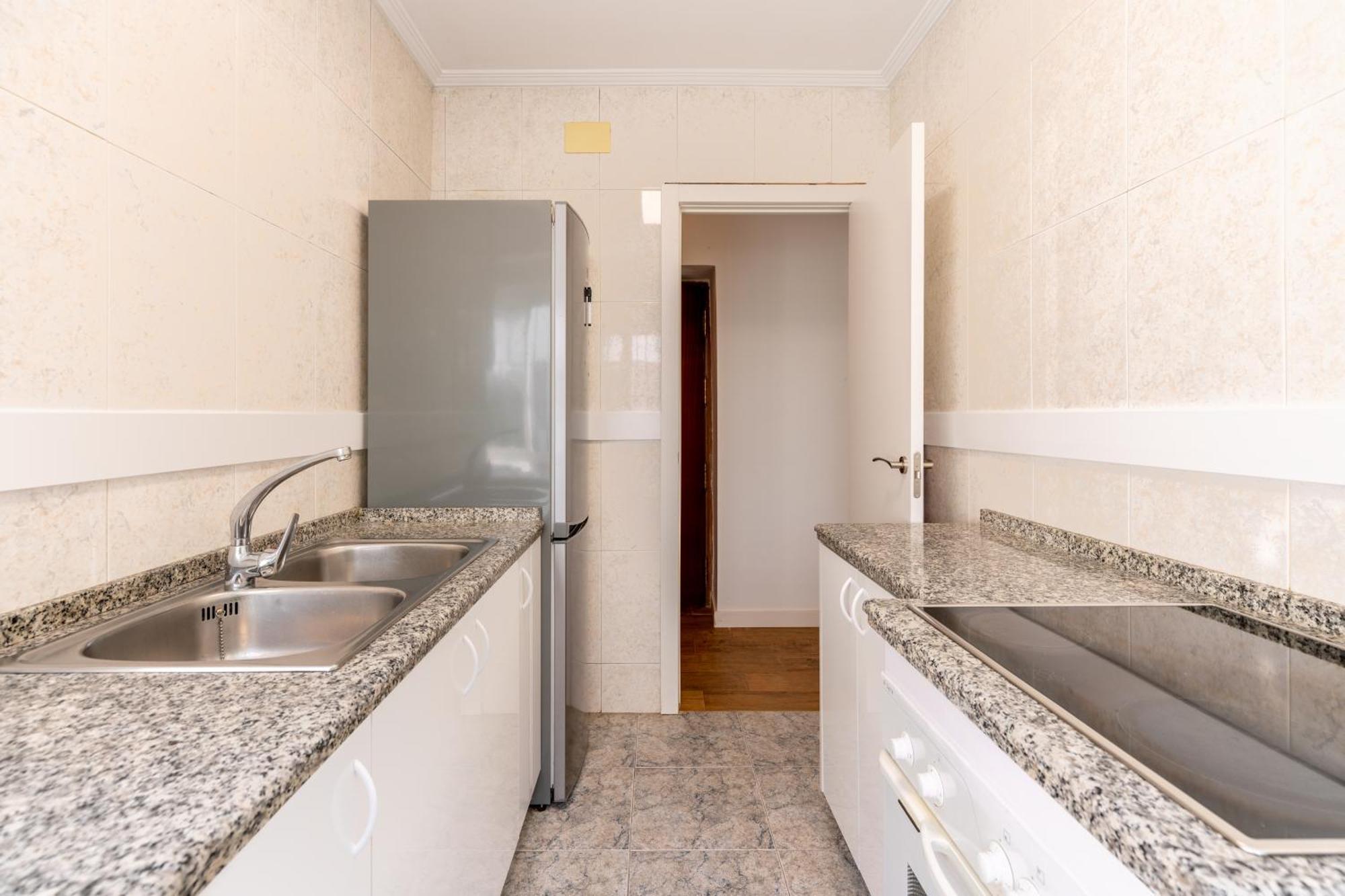 Confortable Apto. 3 Habitaciones Севиля Екстериор снимка