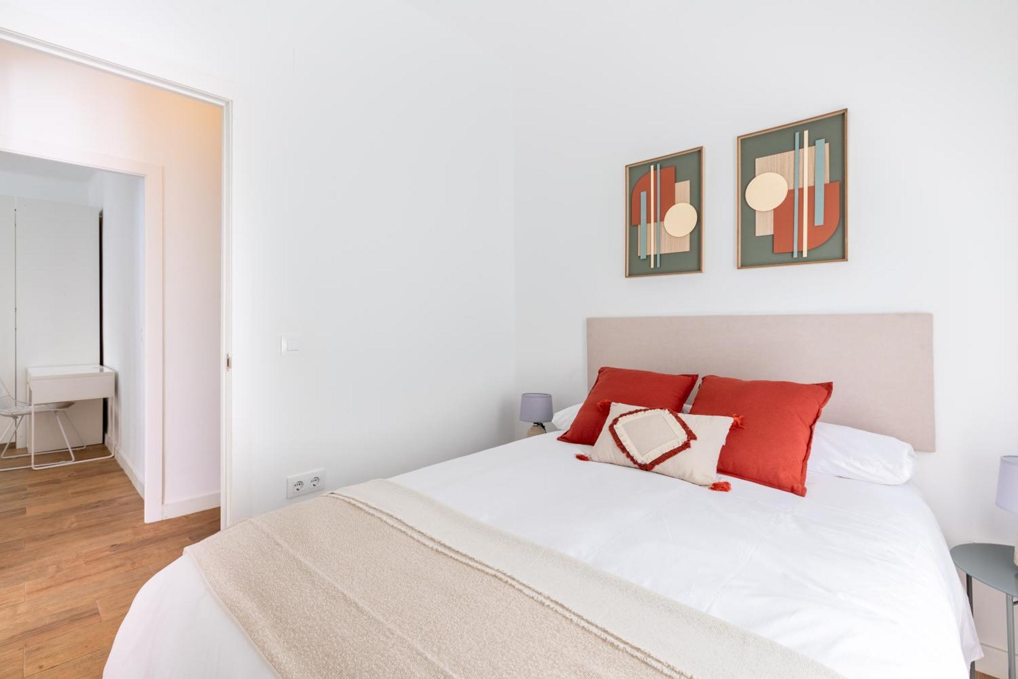 Confortable Apto. 3 Habitaciones Севиля Екстериор снимка