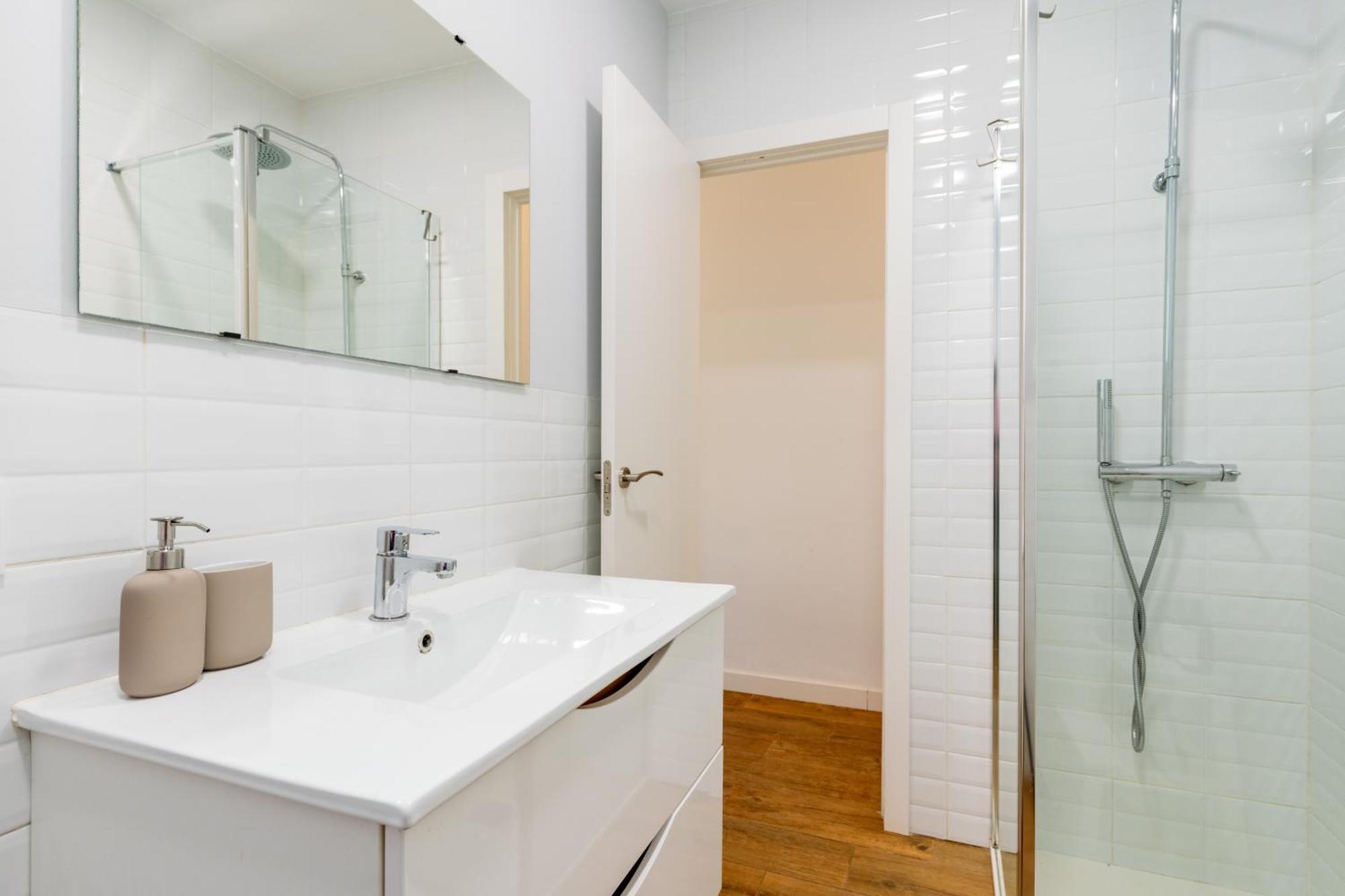Confortable Apto. 3 Habitaciones Севиля Екстериор снимка